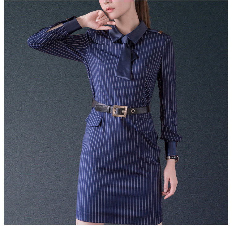 Diseño personalizado Turn-down Collar Office Lady Vestido de manga larga con rayas blancas y azul con cinturón